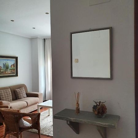 Casco Historico- Vivienda De 2 Habitaciones Con Parking Oviedo Kültér fotó
