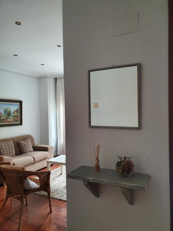Casco Historico- Vivienda De 2 Habitaciones Con Parking Oviedo Kültér fotó