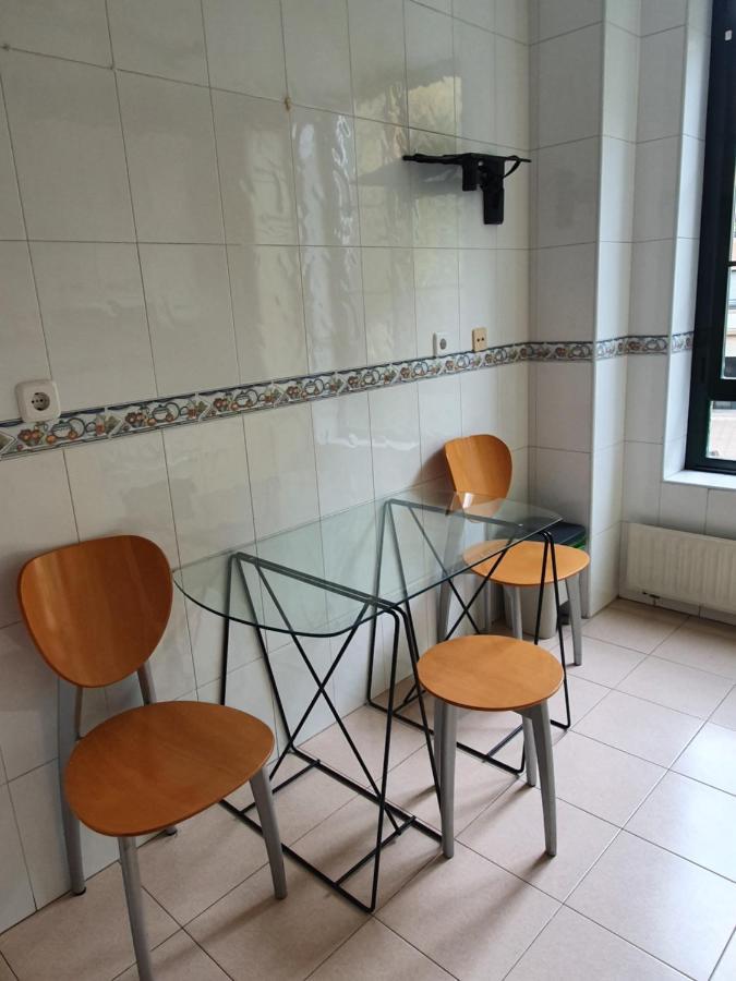 Casco Historico- Vivienda De 2 Habitaciones Con Parking Oviedo Kültér fotó